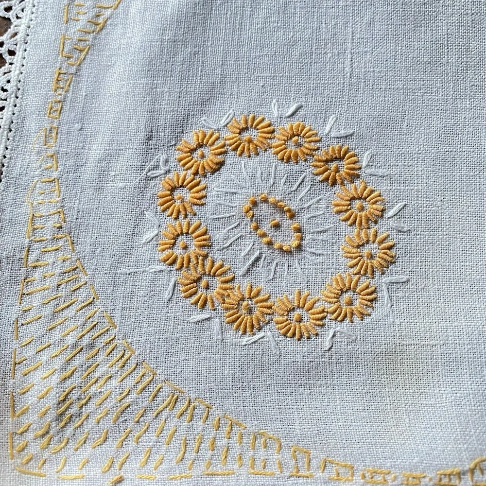 Vintage Handmade Embroidered Linen Tablecloth 32x32